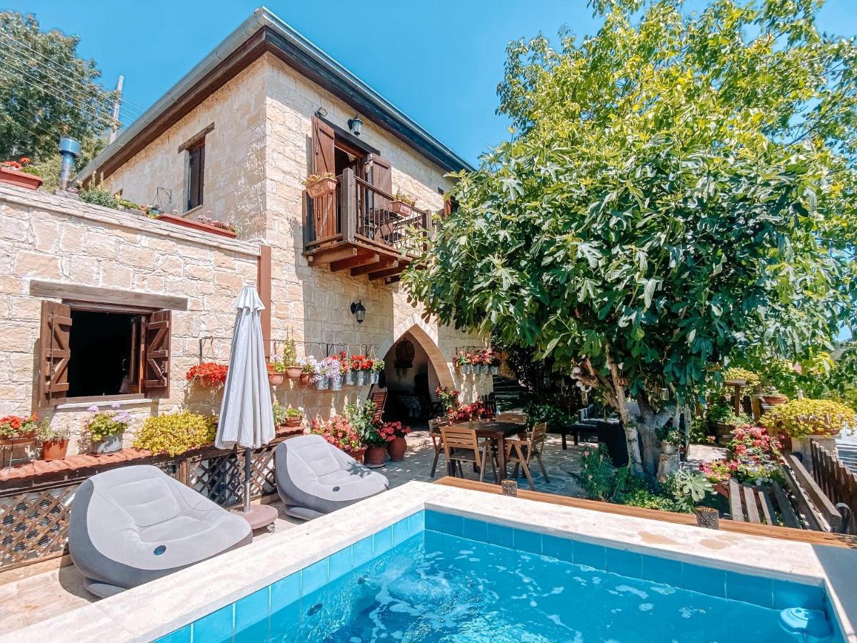 Magdalous House Guest House Arsos Exterior photo
