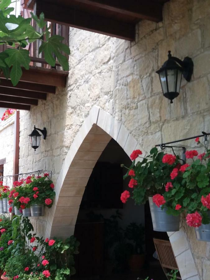 Magdalous House Guest House Arsos Exterior photo